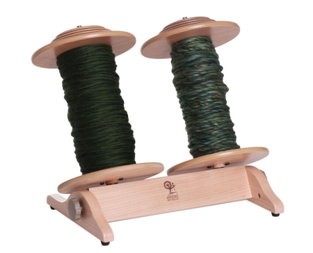 Ashford Super Jumbo Kate shown with bobbins, bobbins not included.